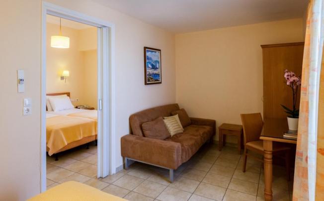 Фото отеля Pantheon City Hotel