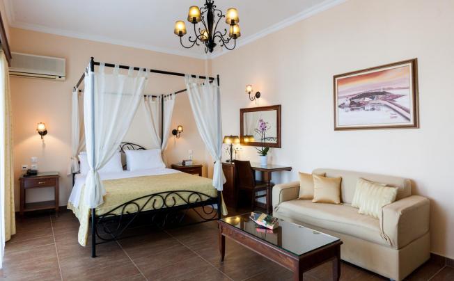 Фото отеля Pantheon City Hotel