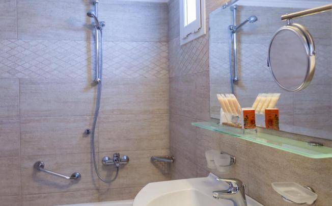 Фото отеля Pantheon City Hotel