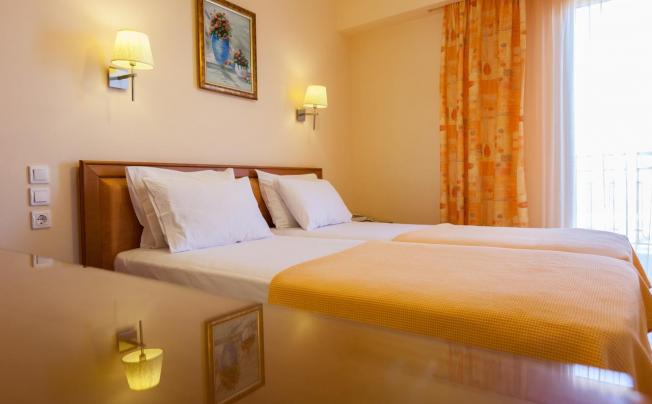 Фото отеля Pantheon City Hotel