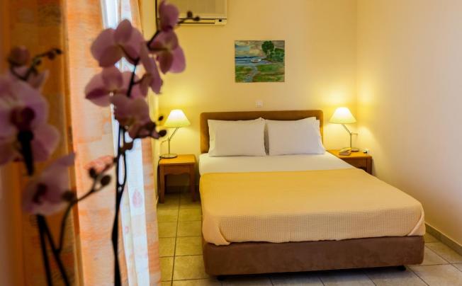 Фото отеля Pantheon City Hotel