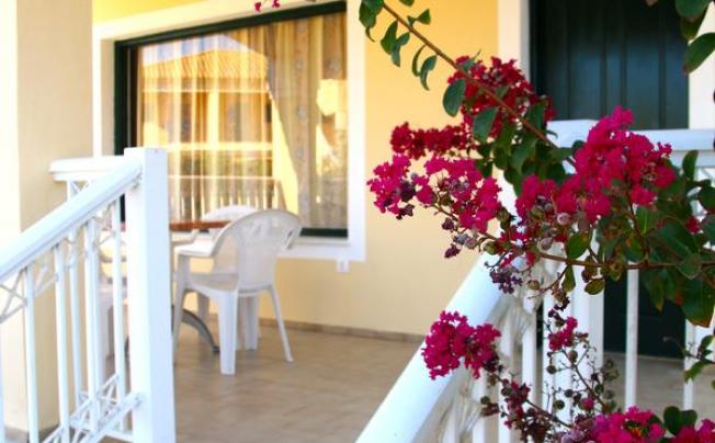 Фото отеля Mediterranean Blue Hotel