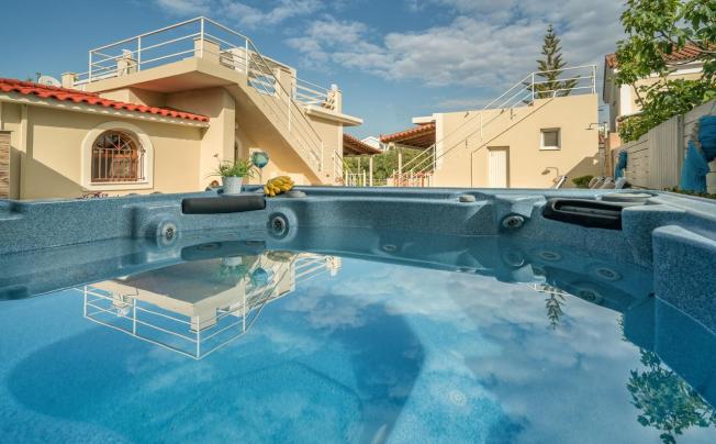 Фото отеля FIORENTINOS VILLA