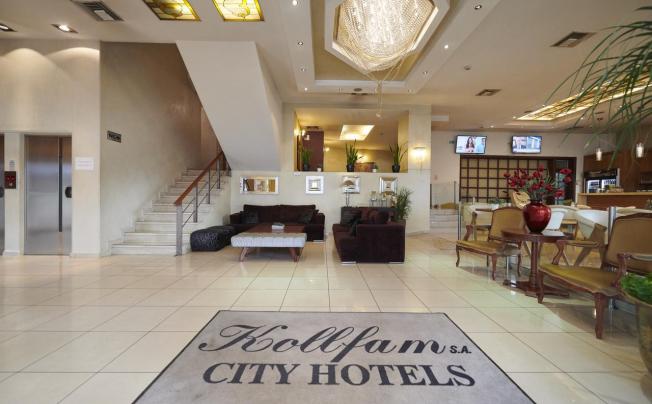 Фото отеля Crystal City Hotel
