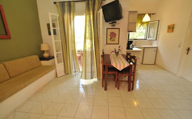 Фото отеля Elena Apartments Corfu