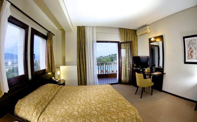Фото отеля Heaven Hotel 