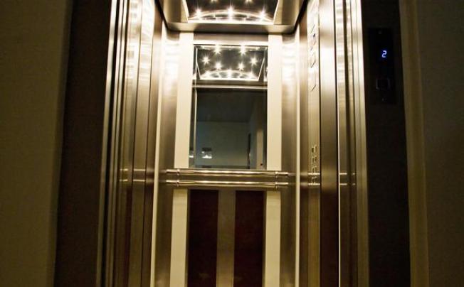 Фото отеля Rg Status Hotel