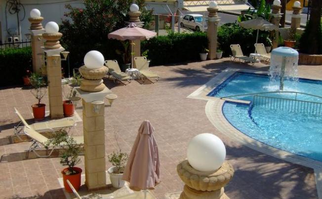 Фото отеля Antonios Hotel