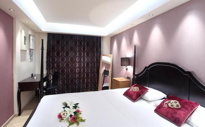 Фото отеля Comfy Boutique Hotel