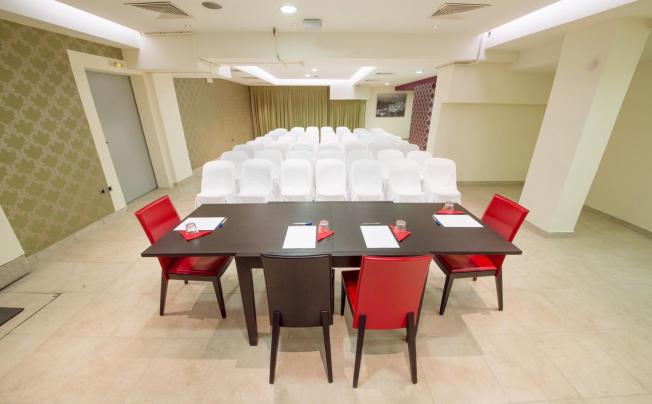 Фото отеля Comfy Boutique Hotel
