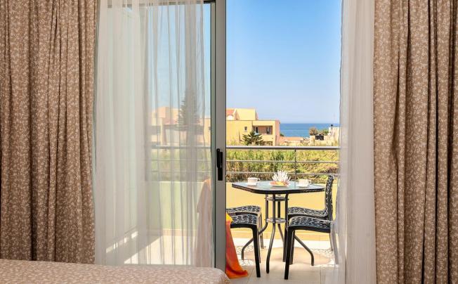 Фото отеля BELLA PAIS HOTEL & APARTMENTS