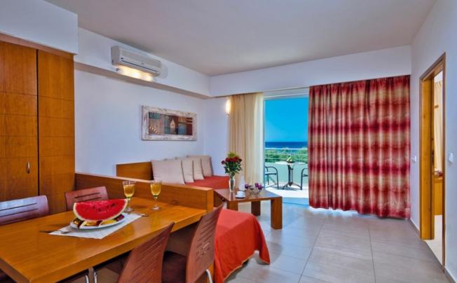 Фото отеля BELLA PAIS HOTEL & APARTMENTS