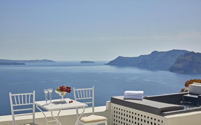 Фото отеля La Maltese Oia Luxury Suites