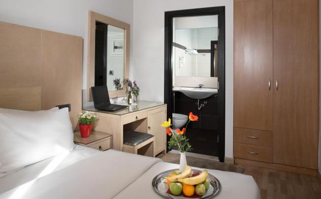 Фото отеля Areos Hotel 
