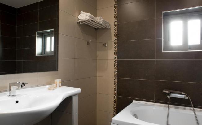 Фото отеля Areos Hotel 