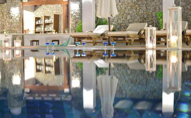 Фото отеля Pelican Bay Art Hotel