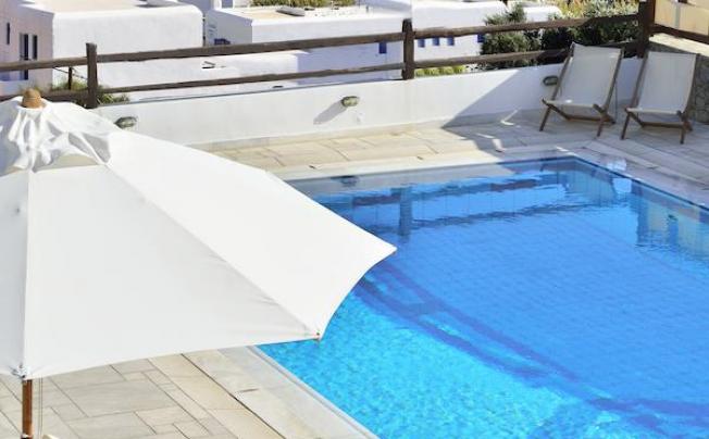 Фото отеля Pelican Bay Art Hotel