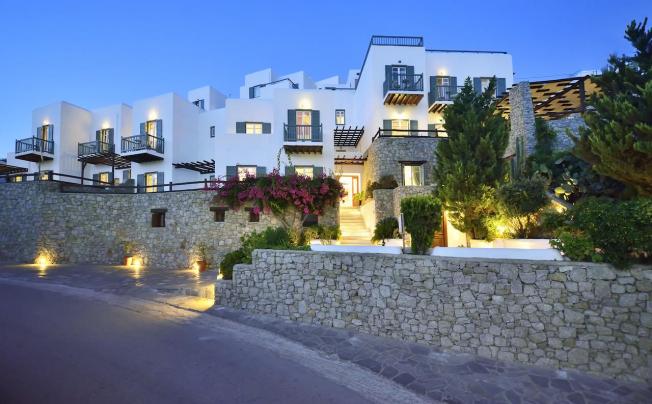 Фото отеля Pelican Bay Art Hotel