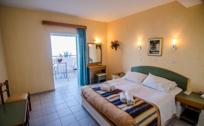 Фото отеля Porto Skala Hotel Village