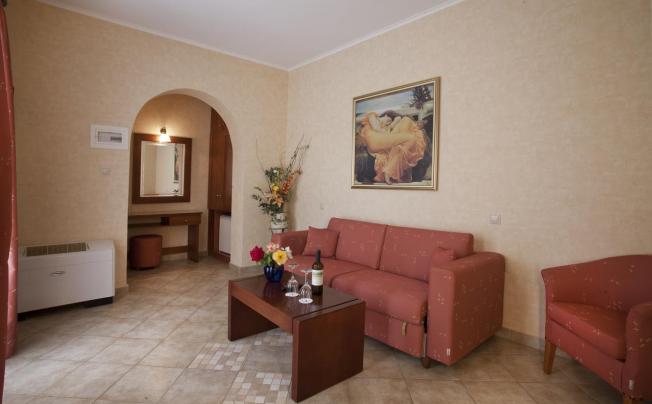 Фото отеля Cristina Maris Hotel