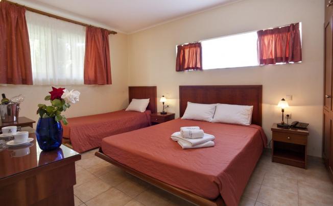 Фото отеля Cristina Maris Hotel