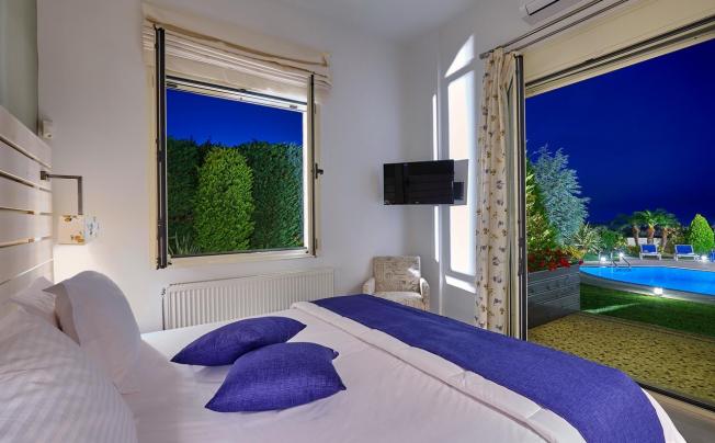 Фото отеля Boutique Residence Villa