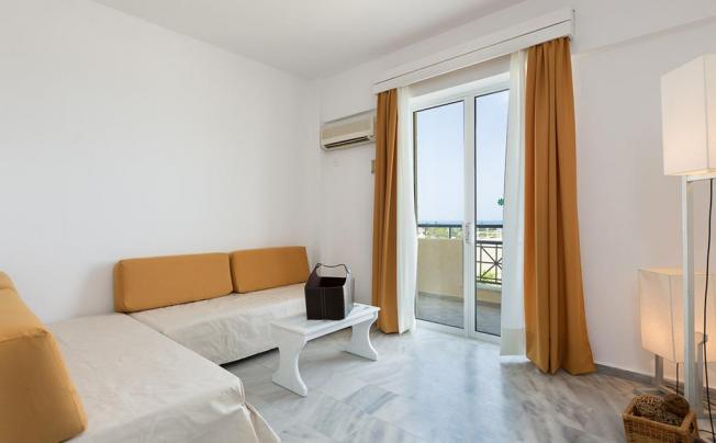 Фото отеля Castello Bianco Aparthotel
