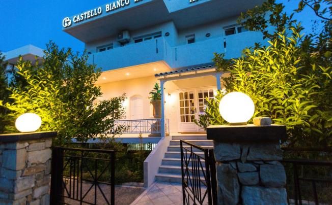 Фото отеля Castello Bianco Aparthotel