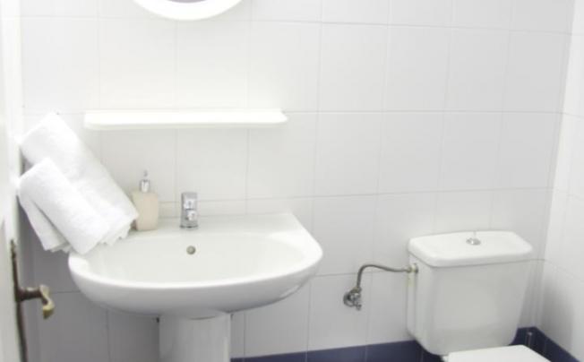 Фото отеля MADRES APARTMENTS