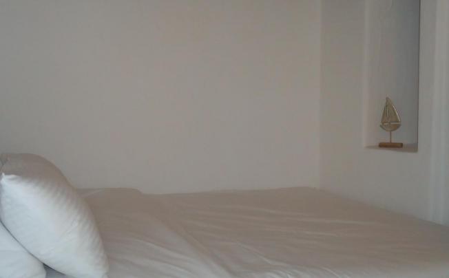 Фото отеля MADRES APARTMENTS