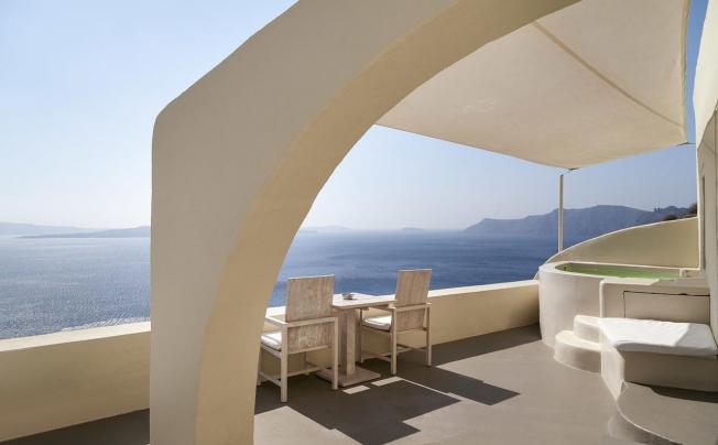 Фото отеля Mystique Luxury Hotel