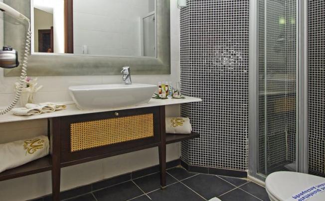 Фото отеля Mediterranean Princess Hotel