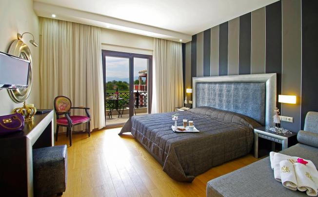 Фото отеля Mediterranean Princess Hotel