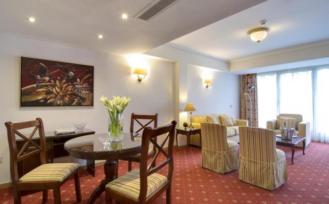 Фото отеля Titania Hotel