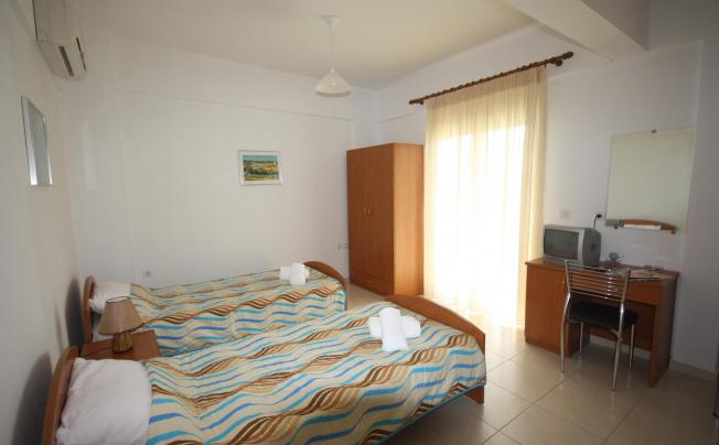 Фото отеля Pavloudis Apartments