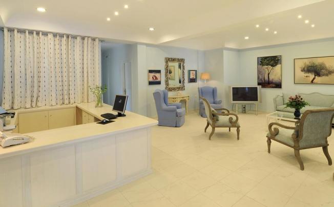 Фото отеля Alesahne Beach Hotel