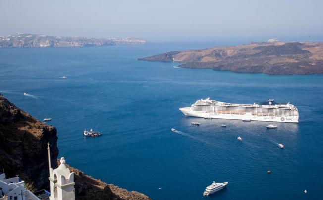 Фото отеля ADAMIS MAJESTY SUITES