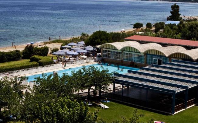 Фото отеля Golden Coast Hotel & Bungalow