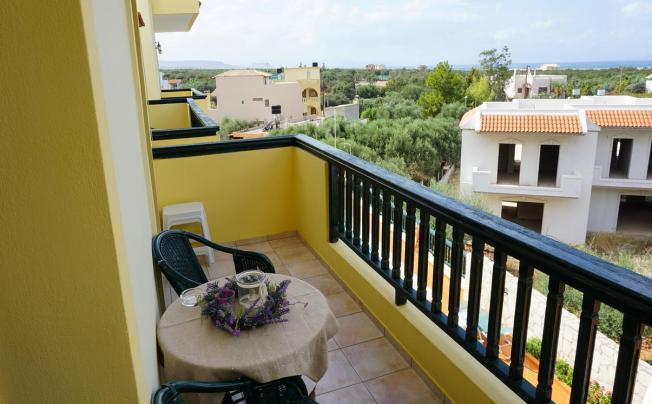 Фото отеля Aspri Petra Hotel Apartments