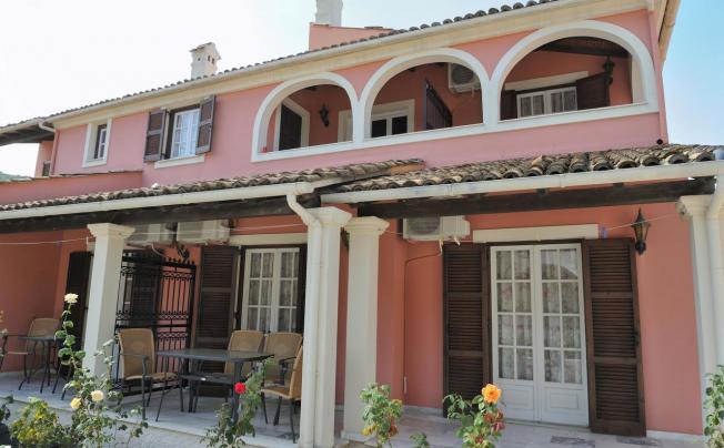 Фото отеля Kalamionas Apartments