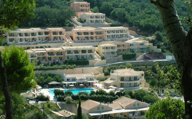 Фото отеля Ithea Suites Hotel