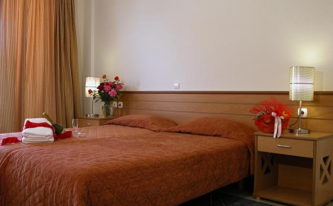 Фото отеля Ithea Suites Hotel