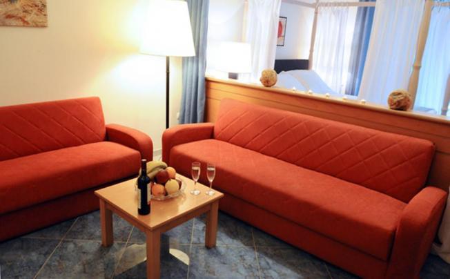 Фото отеля Ithea Suites Hotel