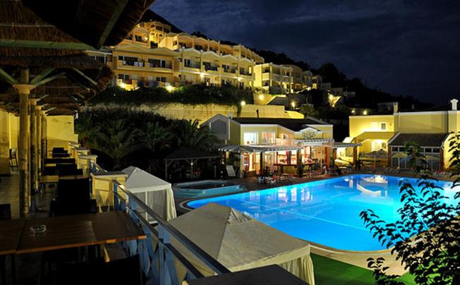Фото отеля Ithea Suites Hotel