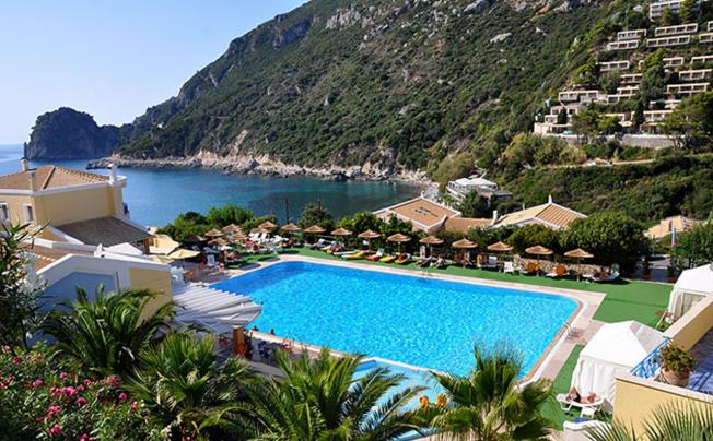 Фото отеля Ithea Suites Hotel