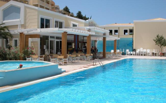 Фото отеля Ithea Suites Hotel