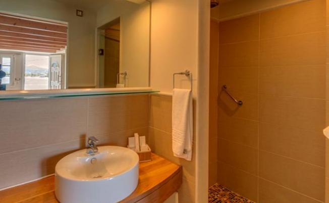 Фото отеля Nissaki Bay Hotel
