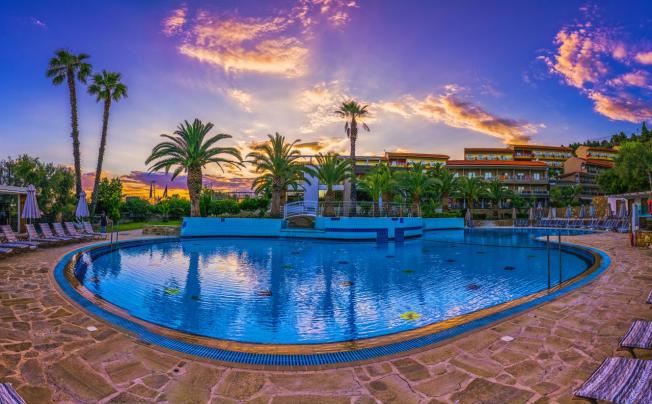 Фото отеля Lagomandra Hotel & Spa