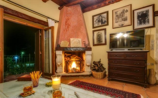Фото отеля Ifigenia Luxury Suites & Villas
