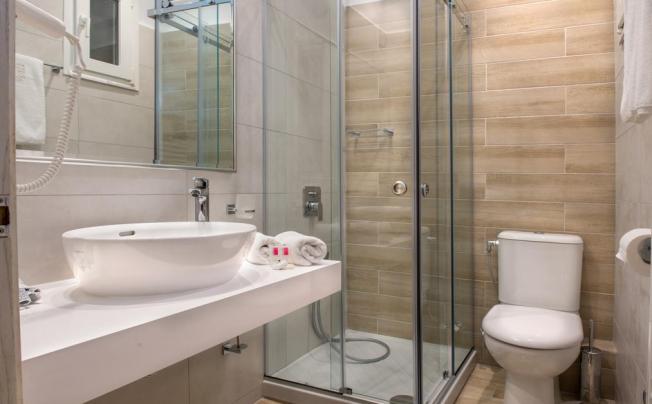 Фото отеля Strass Hotel